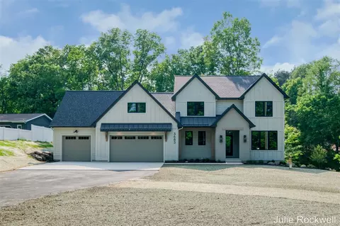 3683 Buttrick, Ada, MI 49301