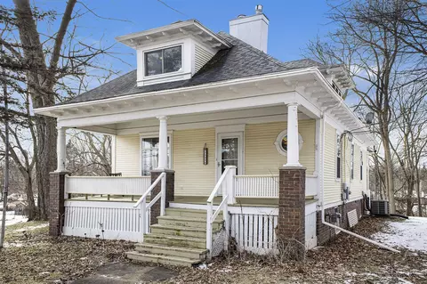 13920 Main, Bath, MI 48808