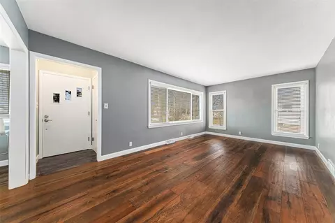 Living - 839 Springcrest, Jackson, MI 49203 photo 1 of 2