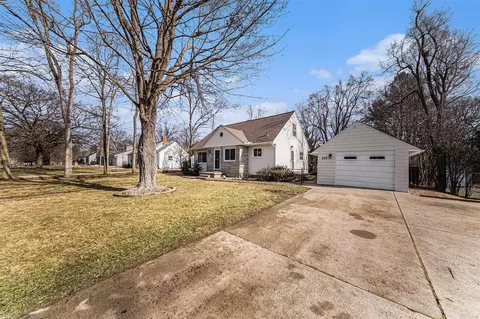 Exterior - 839 Springcrest, Jackson, MI 49203 photo 7 of 8