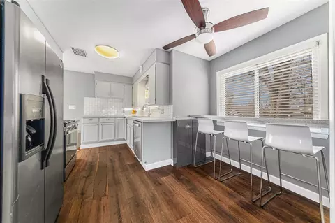 Kitchen - 839 Springcrest, Jackson, MI 49203 photo 1 of 3