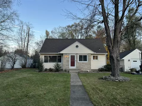 839 Springcrest, Jackson, MI 49203