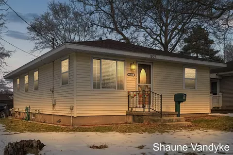 1921 36th, Wyoming, MI 49519
