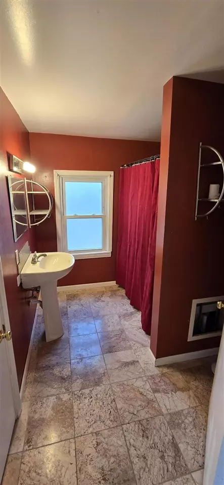 138 Wall, Jackson, MI 49203 photo 22