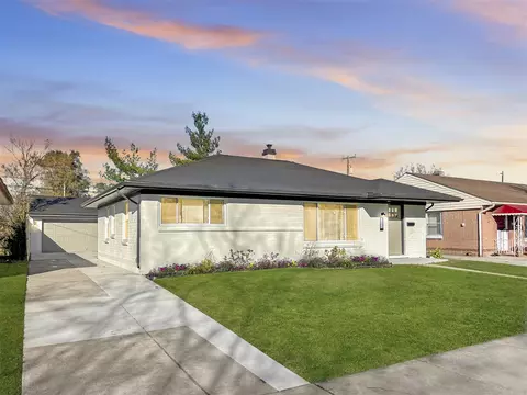 1231 E Hudson, Madison Heights, MI 48071