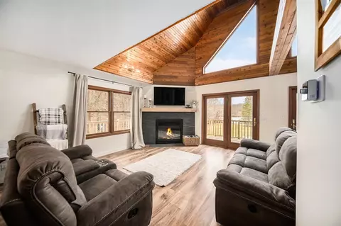 Living - 582 Mill, Concord, MI 49237 photo 1 of 3