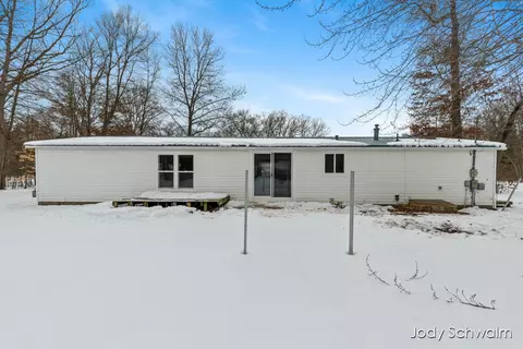 824 Nicholas, White Cloud, MI 49349 photo 35