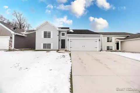 5256 Seawall, South Haven, MI 49090