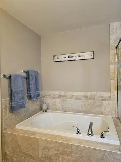 Bath - 55197 Wolverine, Macomb, MI 48042 photo 2 of 4