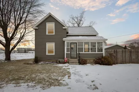 7055 12th, Jenison, MI 49428