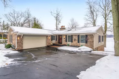 341 Bayview, Plainwell, MI 49080 photo 2
