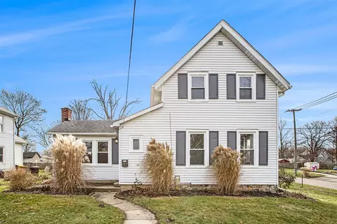 737 W W Grn, Marshall, MI 49068