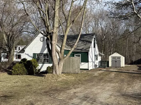 5366 Airline, Muskegon, MI 49444