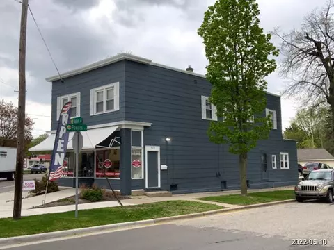 1107 NW Walker Ave NW, Grand Rapids, MI 49504