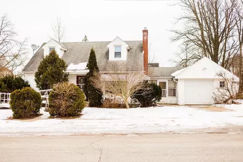 1602 Chamberlain, Grand Rapids, MI 49506
