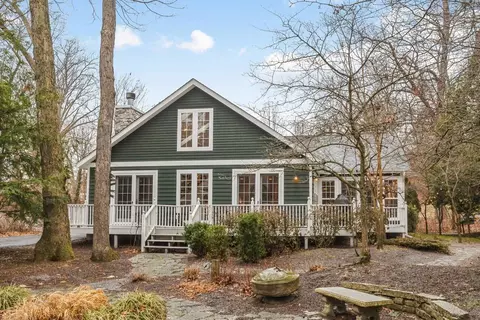 49206 Howard, New Buffalo, MI 49117