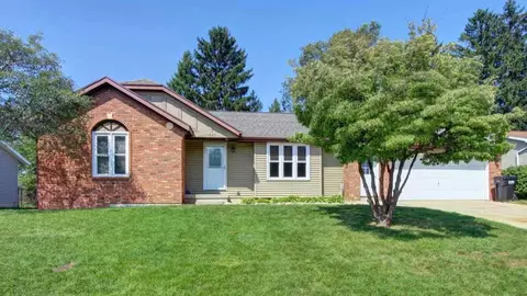 1887 Mapleview, Grand Rapids, MI 49508