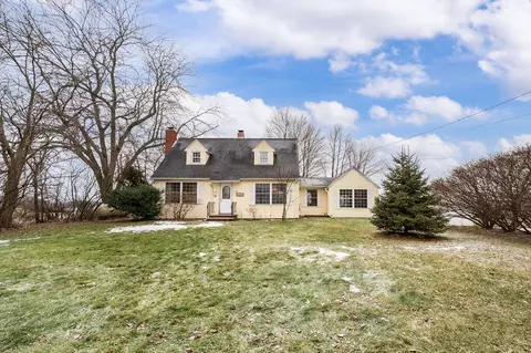 6608 N N Br, Benton Harbor, MI 49022