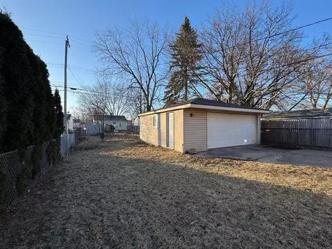 Exterior - 4850 Gloria, Wayne, MI 48184 photo 5 of 7