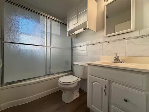 Bath - 4850 Gloria, Wayne, MI 48184 photo 1 of 3