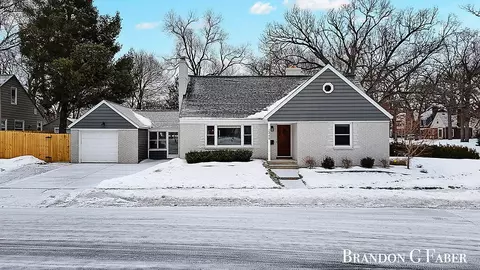 2448 College, Grand Rapids, MI 49507