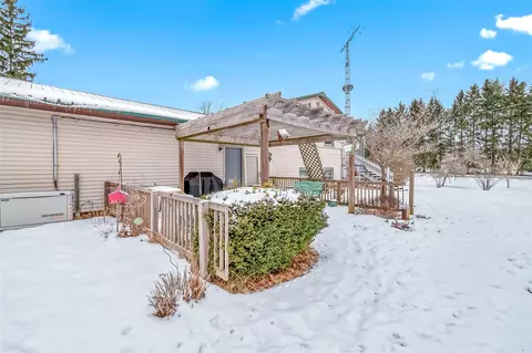 Exterior - 2791 Gardner, Hudson, MI 49247 photo 11 of 14