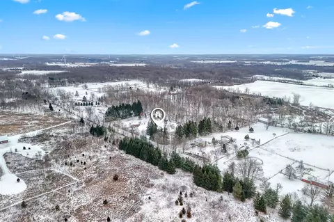 View/Area - 2791 Gardner, Hudson, MI 49247 photo 10 of 10