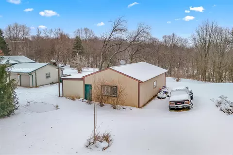 Other - 2791 Gardner, Hudson, MI 49247 photo 4 of 10