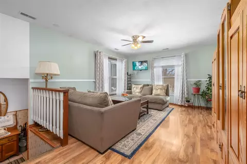 Living - 2791 Gardner, Hudson, MI 49247 photo 1 of 2