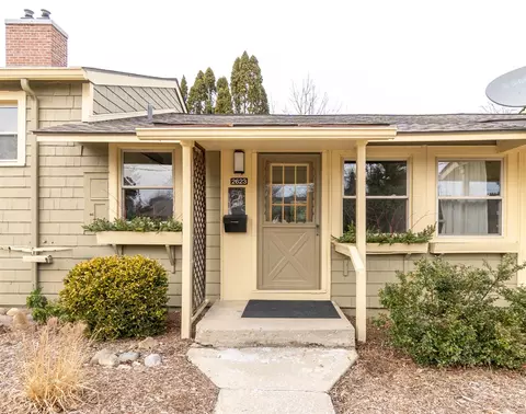 2623 Pittsfield, Ann Arbor, MI 48104