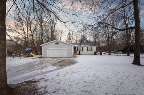 1275 Mixer, Hastings, MI 49058
