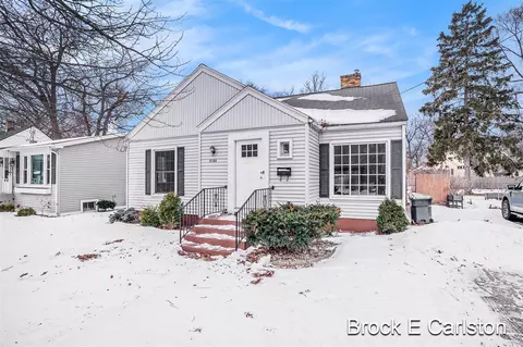 2155 Bourdon, Muskegon, MI 49441