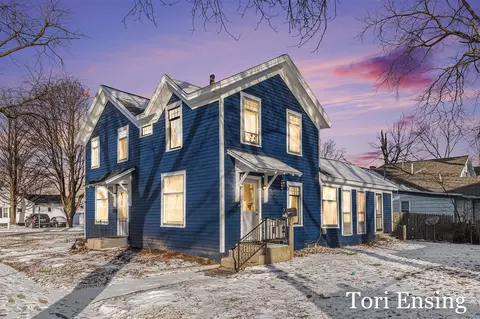 200 E Grv, Greenville, MI 48838