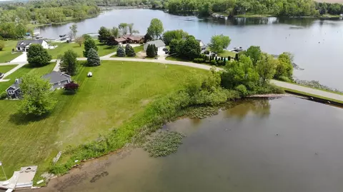 V/l Nottawaseepee Lane, Sturgis, MI 49091