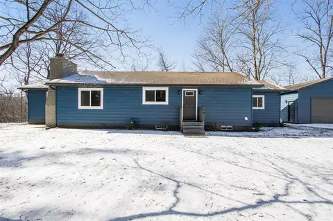 1710 River Blf, Niles, MI 49120