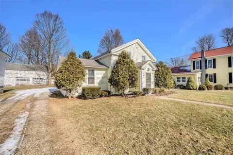 Exterior - 445 Centreville, Constantine, MI 49042 photo 2 of 5