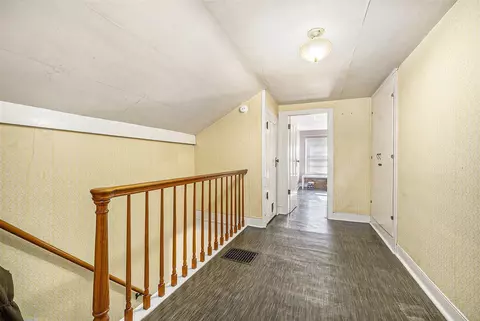 Entry Way - 445 Centreville, Constantine, MI 49042 photo 1 of 1