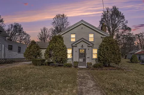 Exterior - 445 Centreville, Constantine, MI 49042 photo 5 of 5