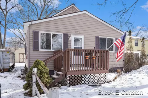 2892 Bailey, Norton Shores, MI 49444