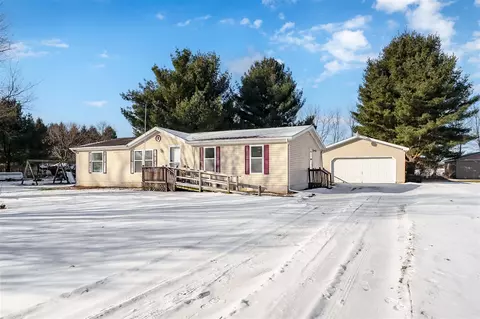 52386 Joy, Dowagiac, MI 49047