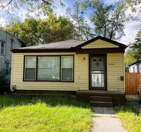 18573 Riverview, Detroit, MI 48219