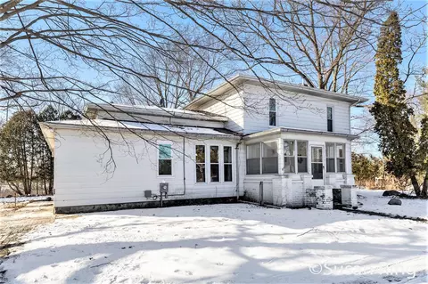 1561 W Ellis, Belding, MI 48809