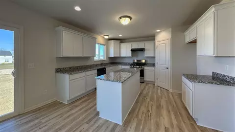 11705 Hillside, Dexter, MI 48130 photo 2
