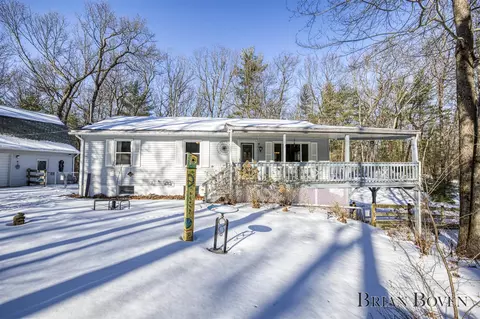 21922 Wood Lk, Pierson, MI 49339