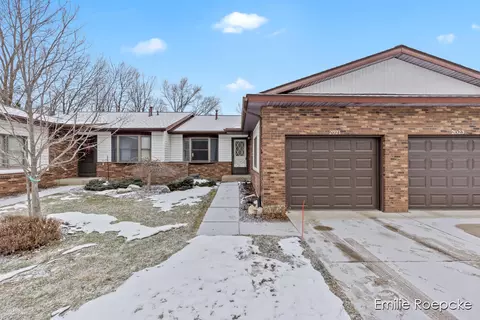 2021 Ter Van, Grand Rapids, MI 49505