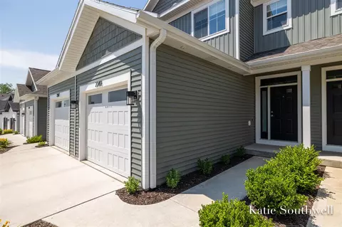 2349 Watertown, Grand Rapids, MI 49505