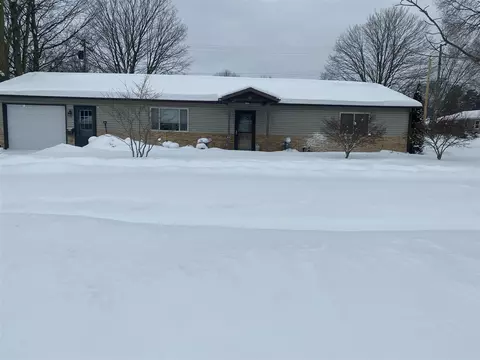 207 S Peach, Hart, MI 49420