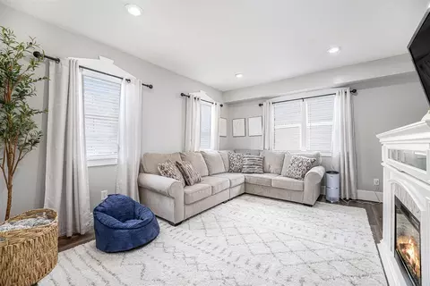 Living - 455 Robinson, Constantine, MI 49042 photo 1 of 2