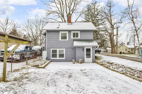 Exterior - 120 Charles St, Jackson, MI 49203 photo 2 of 4
