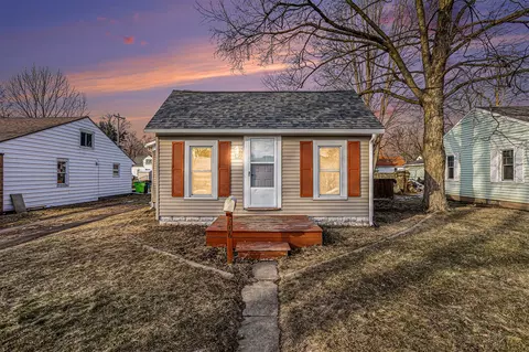 506 Cottage, Sturgis, MI 49091